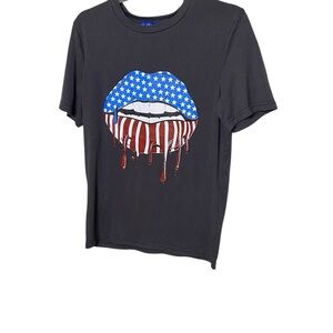 Iris Black Graphic Tee Short Sleeve